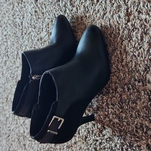 Essex Lane Jasmine 7 booties